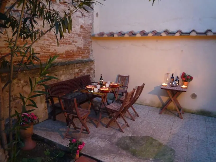 Charming Garden In פירנצה